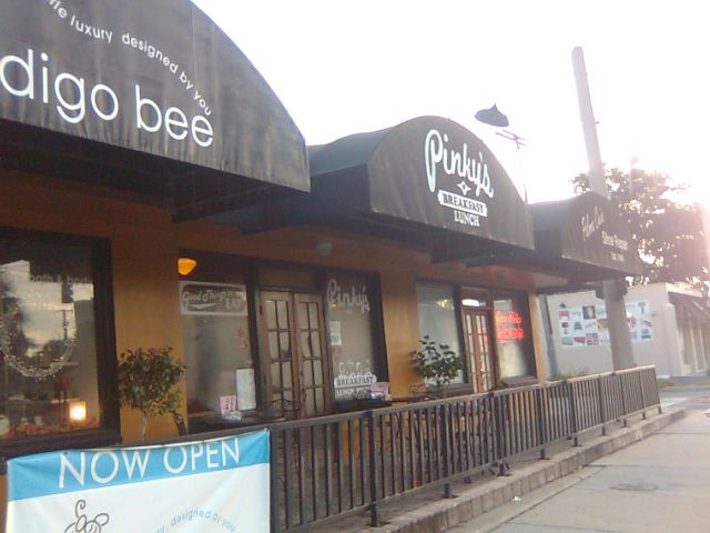 pinkys-outside pinkys-outside
