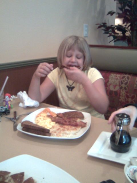 samaria-breakfast-megan samaria-breakfast-megan