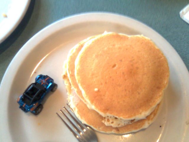 lennys-breakfast-small-pancakes
