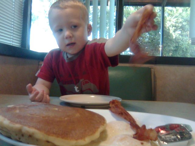 pine-breakfast1