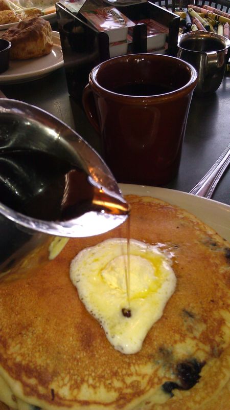 j-breakfast-pancakes