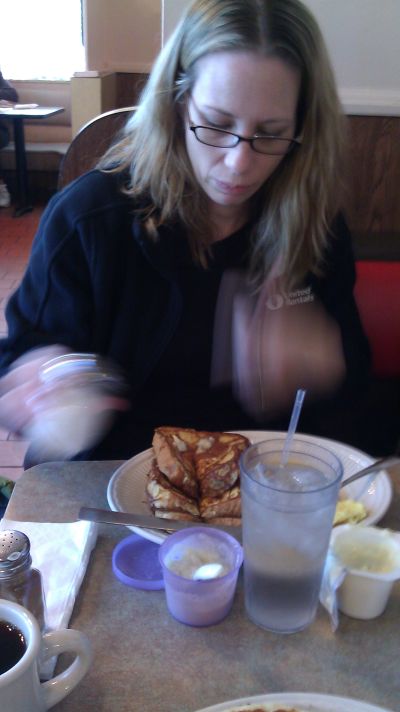 3c-14-mom-breakfast