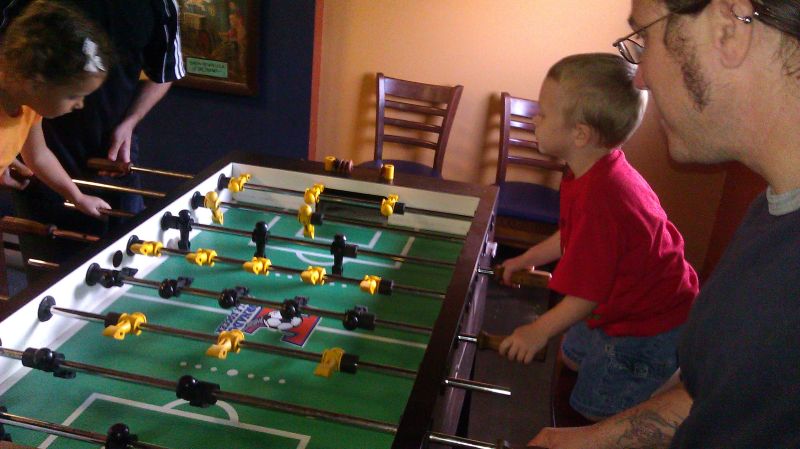 show-24-foosballplayoffs